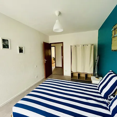 L'escale Aux 3 Frontieres, Parking, Wifi, Balcon Appartement