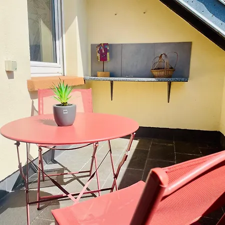 L'escale Aux 3 Frontieres, Parking, Wifi, Balcon *